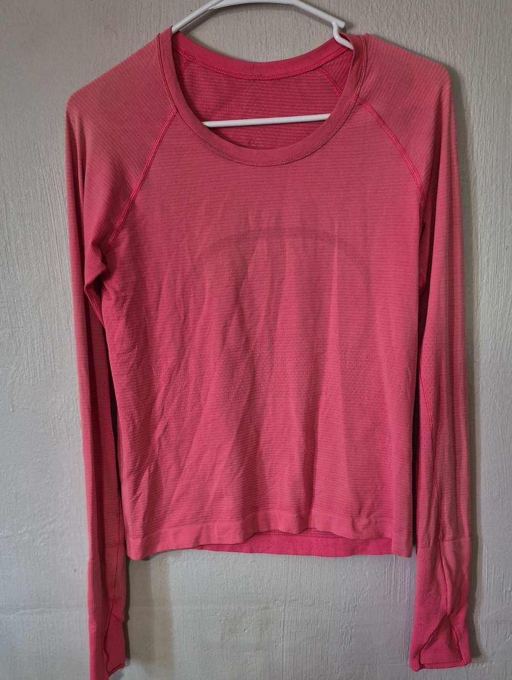 Womens Swiftly Tech Long Sleeve Shirt Size 8